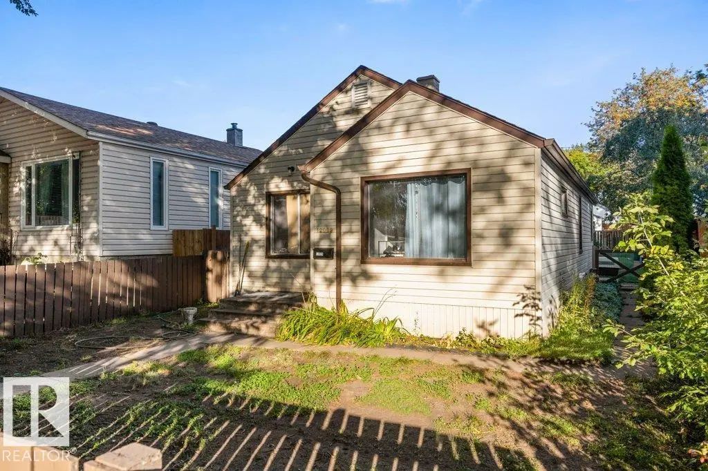 12029 62 Street, Edmonton