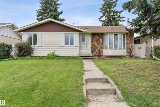 8827 138 Avenue Nw, Edmonton