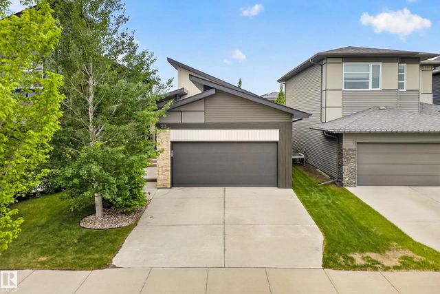 23 Red Fox Way, St. Albert