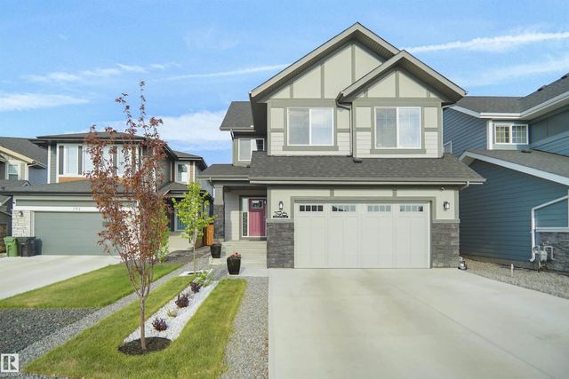 196 Edgewater Circle, Leduc
