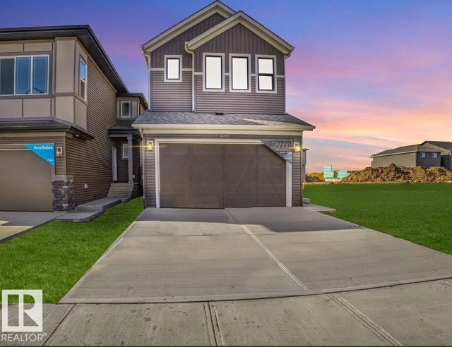 9088 Elves Loop Nw, Edmonton