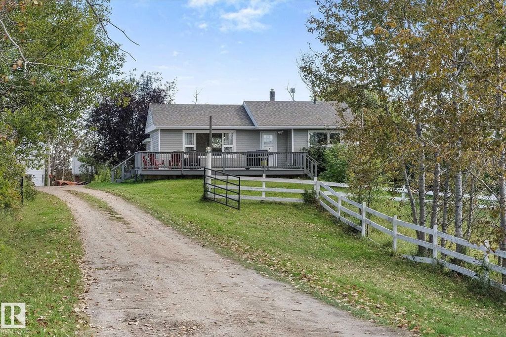 55431 Hwy 777, Rural Lac Ste. Anne County