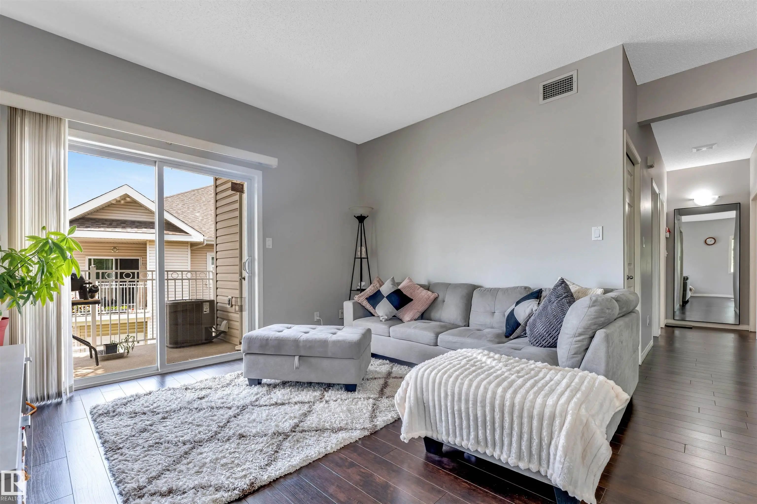 Condo / Townhouse Home for Sale in Edmonton, AB