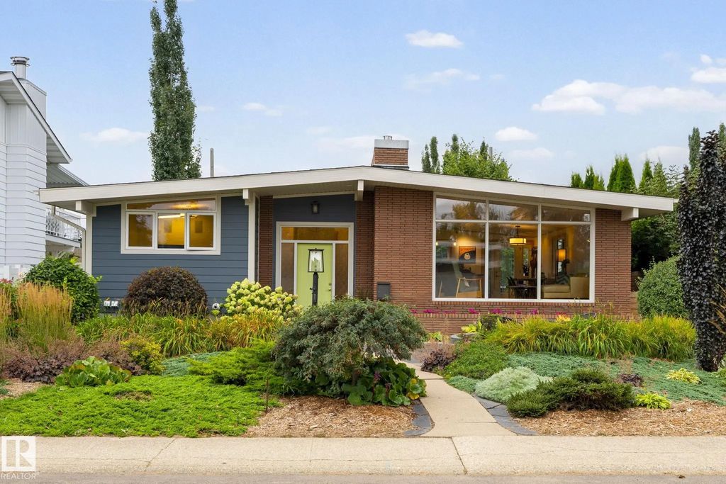 7415 Rowland Road Nw, Edmonton