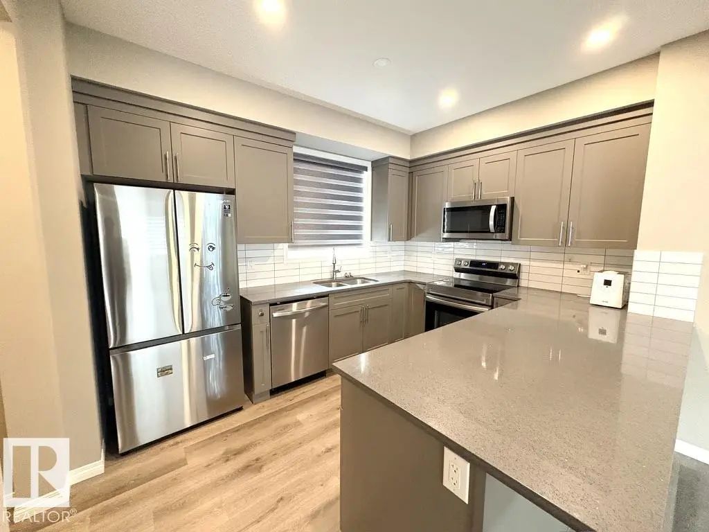 30 2072 Wonnacott Way Sw, Edmonton