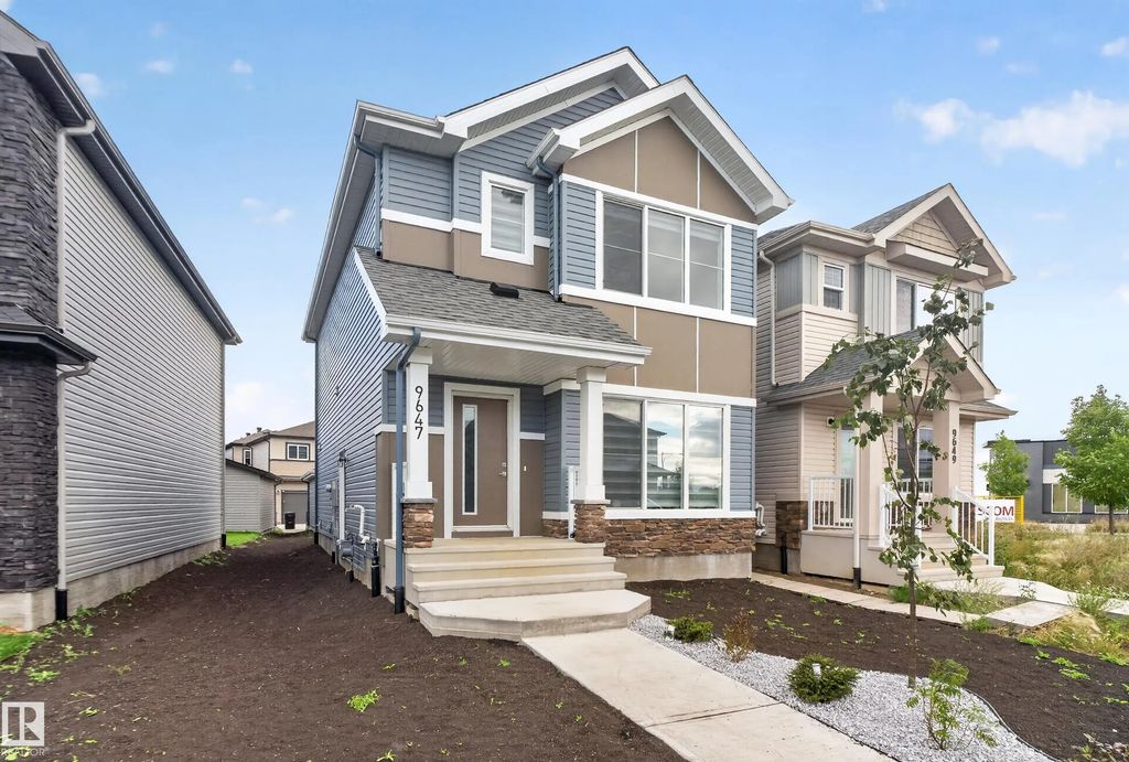 9647 Colak Link, Edmonton