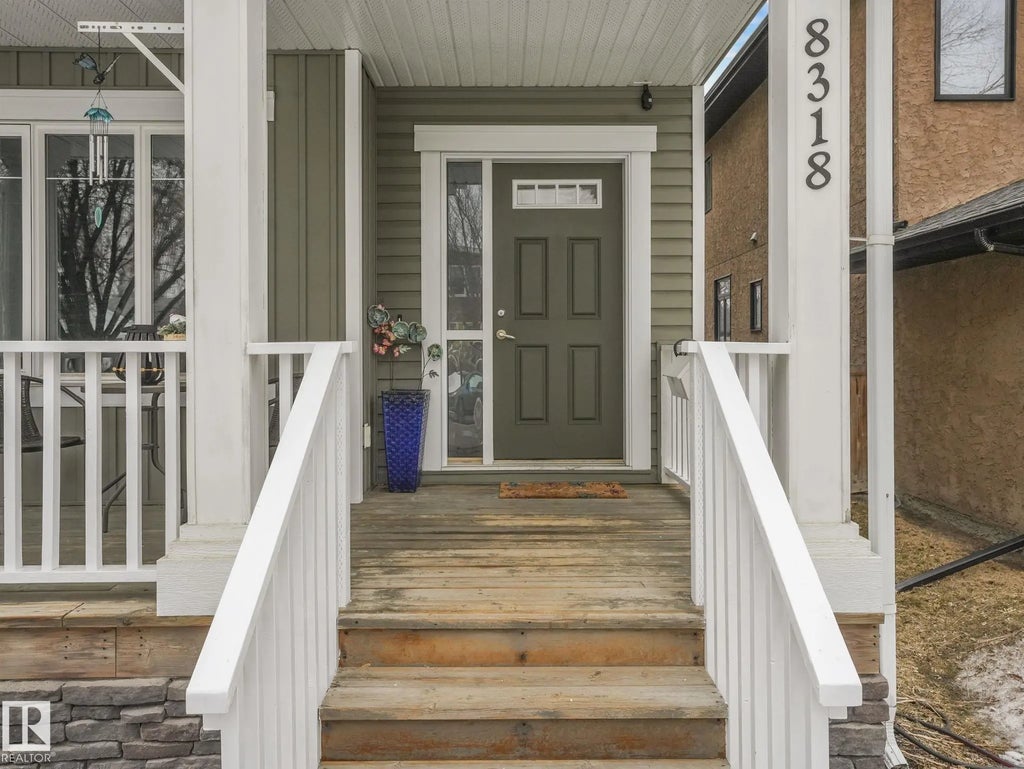 8318 79 Avenue Nw, Edmonton Property Listing: MLS® #E4480658