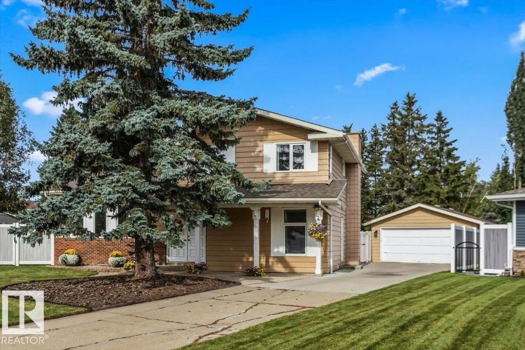 11728 33a Avenue, Edmonton