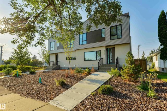 8313 76 Avenue Nw, Edmonton