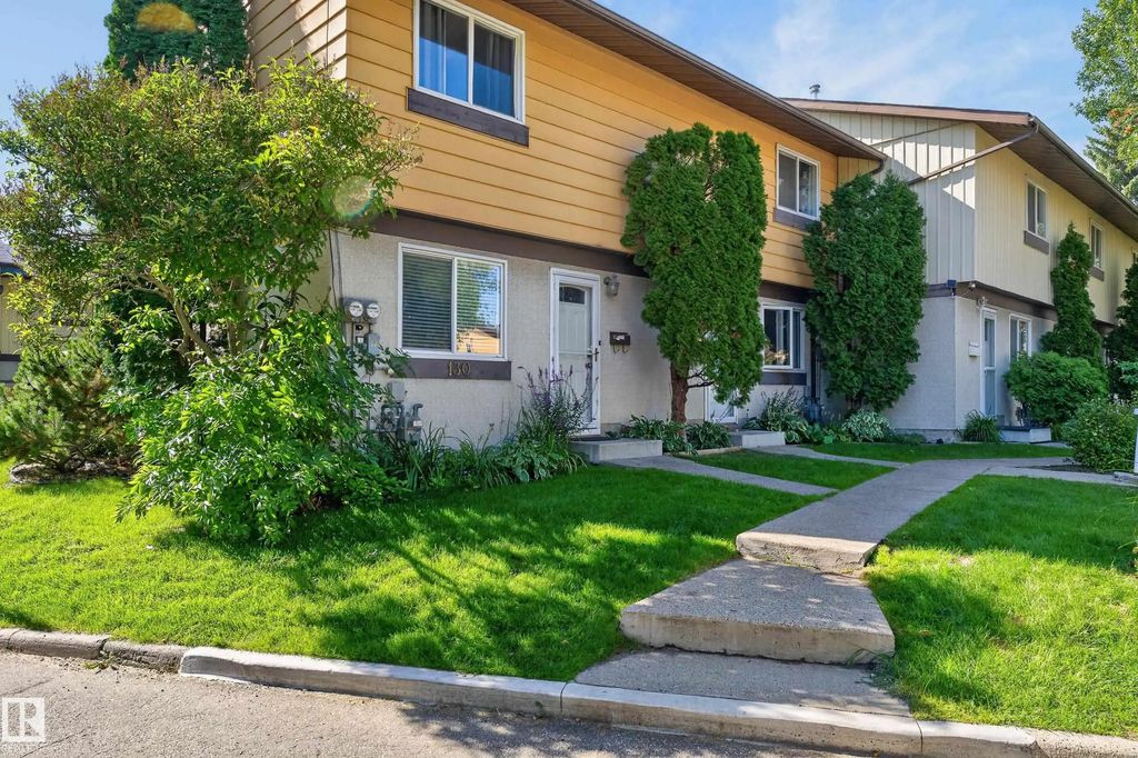 130 Woodstock, Edmonton
