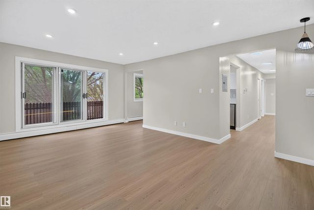 305 11907 81 Street Nw, Edmonton