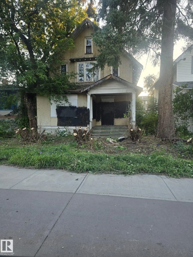 8526 106 Street Nw, Edmonton