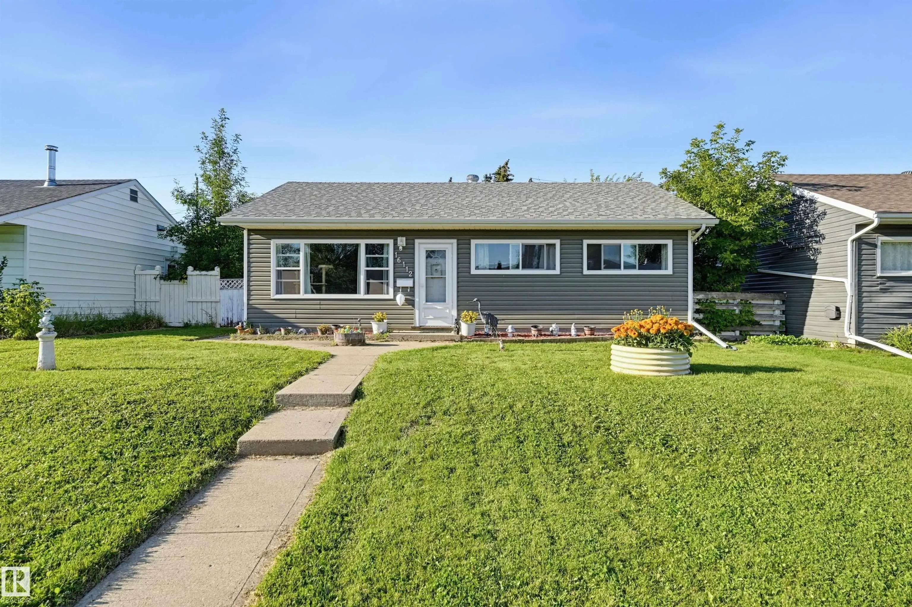 Single Family Property for Sale at 16112 108 Avenue Northwest, Edmonton: MLS®# E4504817
