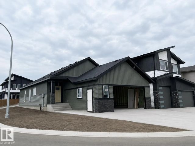 22 Mockingbird Crescent, Fort Saskatchewan