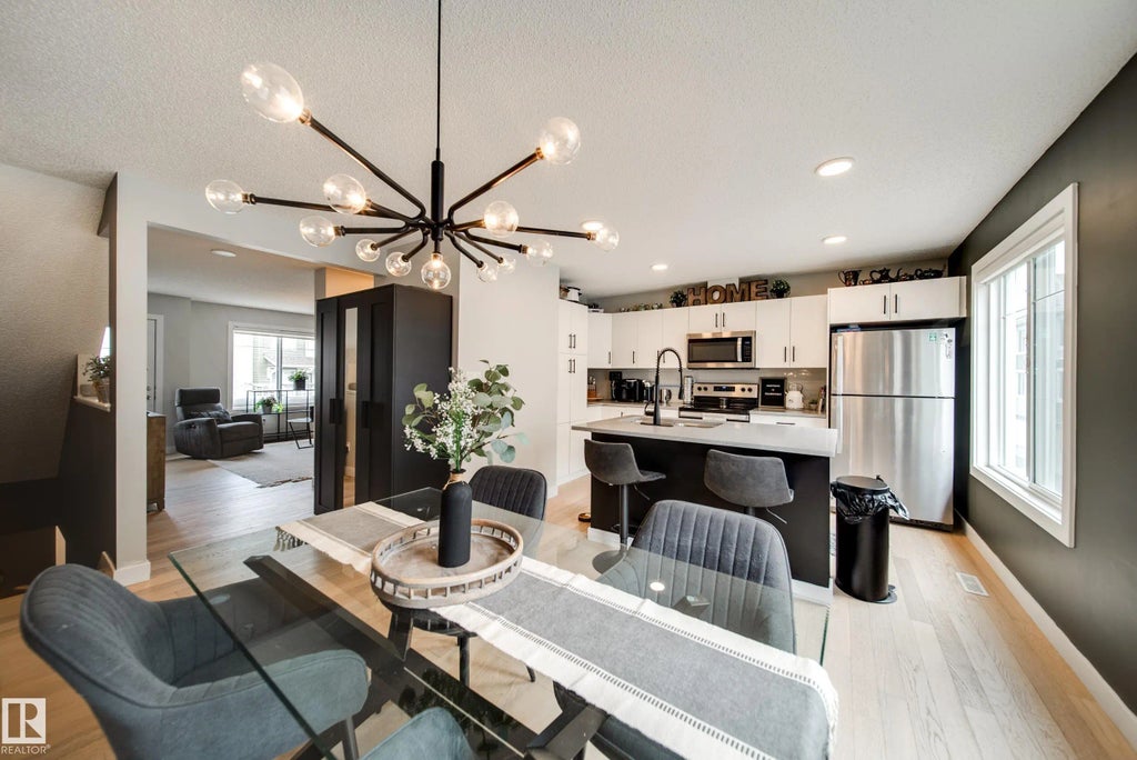 42 2922 Maple Way, Edmonton