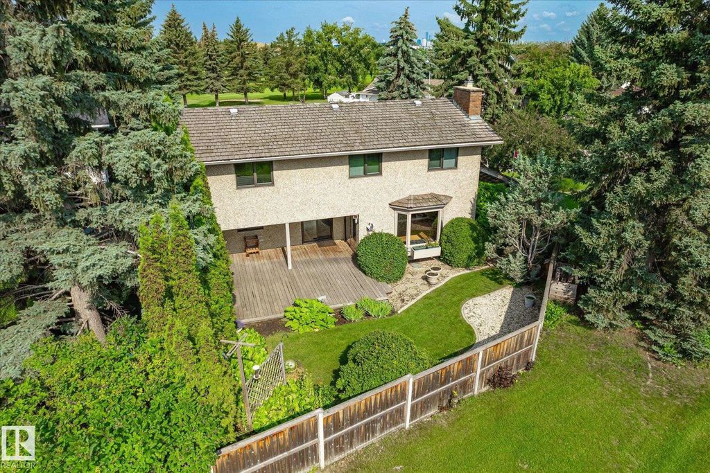 241 Greenoch Crescent, Edmonton