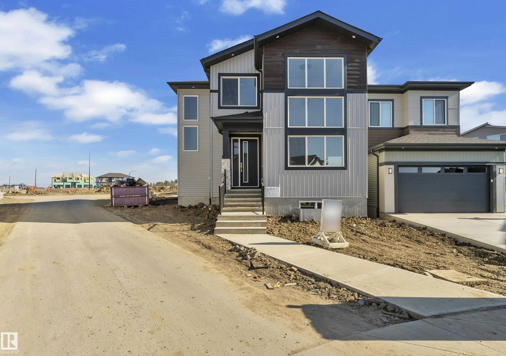 3005 7a Avenue Sw, Edmonton