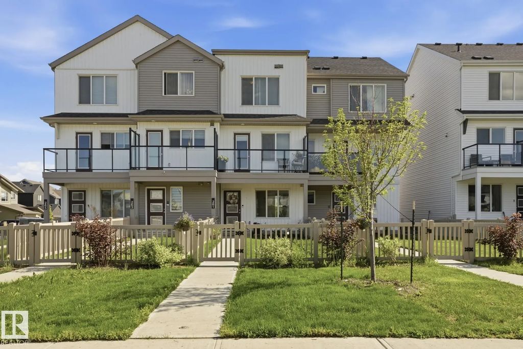 261 Marquis Boulevard, Edmonton