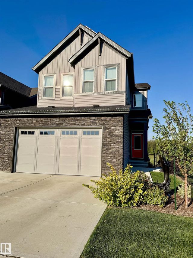 7135 Edgemont Way Nw, Edmonton