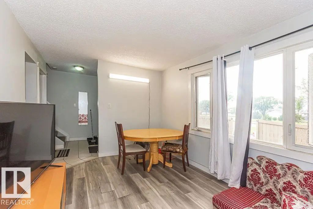 Kildare Real Estate Listing, Edmonton, AB T5E 2V7