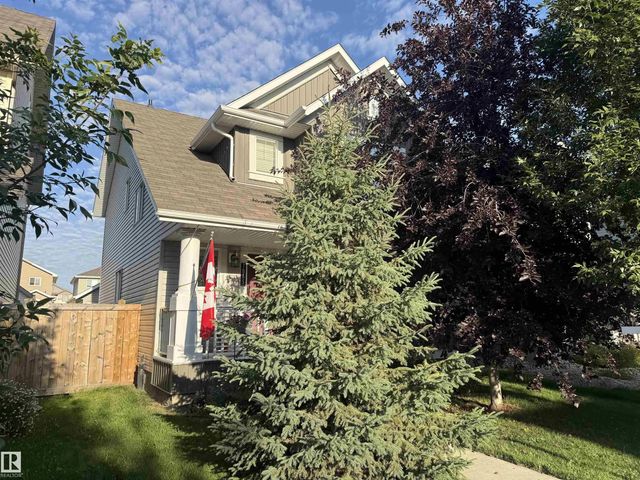 7065 Cardinal Way Sw, Edmonton