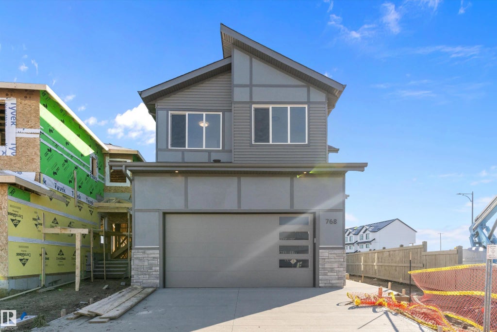 768 Astoria Way, Devon