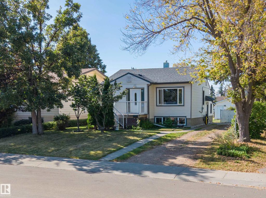 9912 154 Street, Edmonton