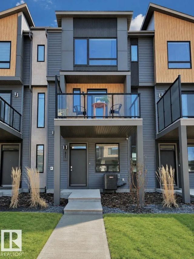 311 32 Street Sw, Edmonton