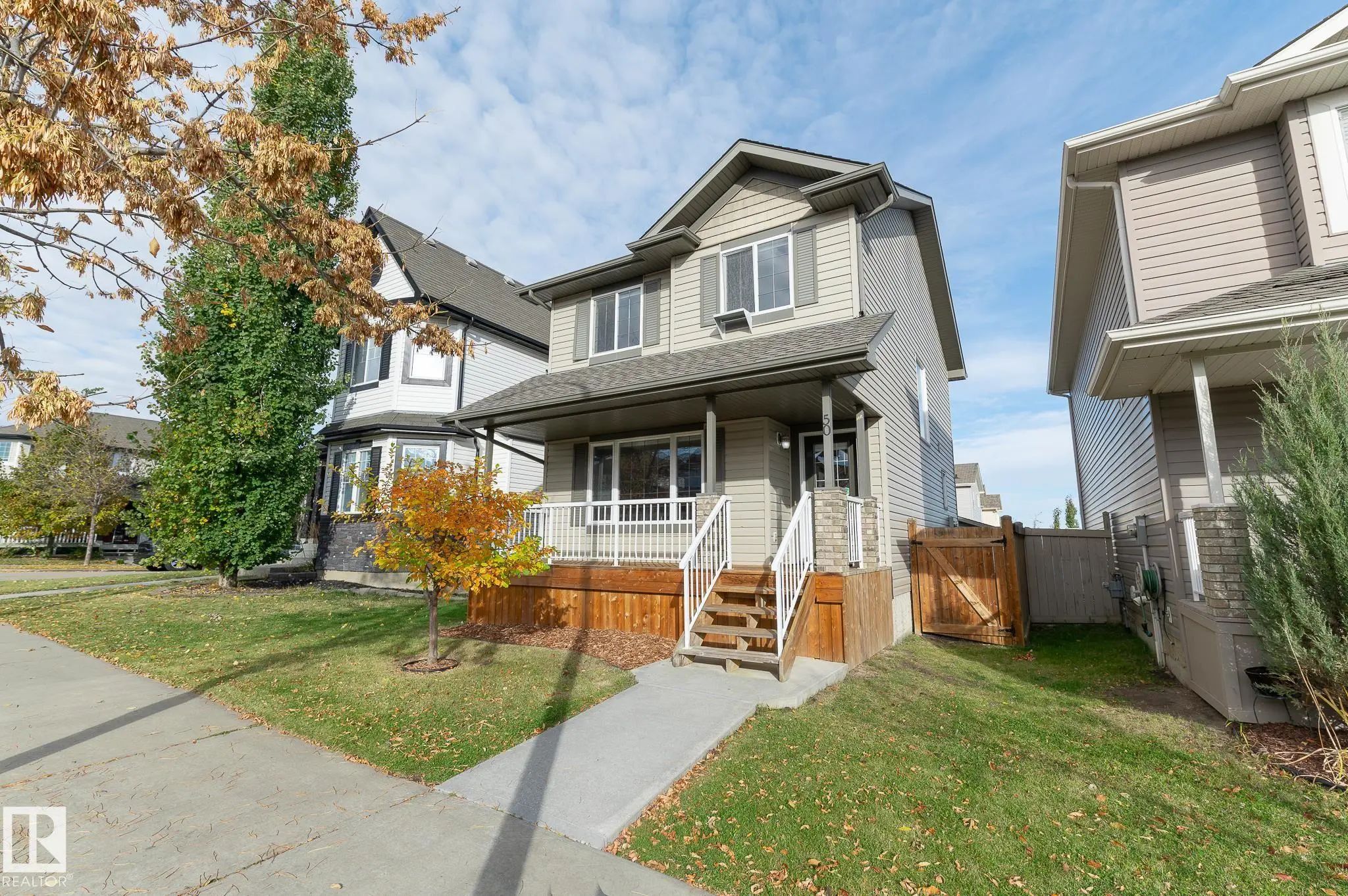 Home for Sale Located at 50 Vivian Way, Spruce Grove, AB