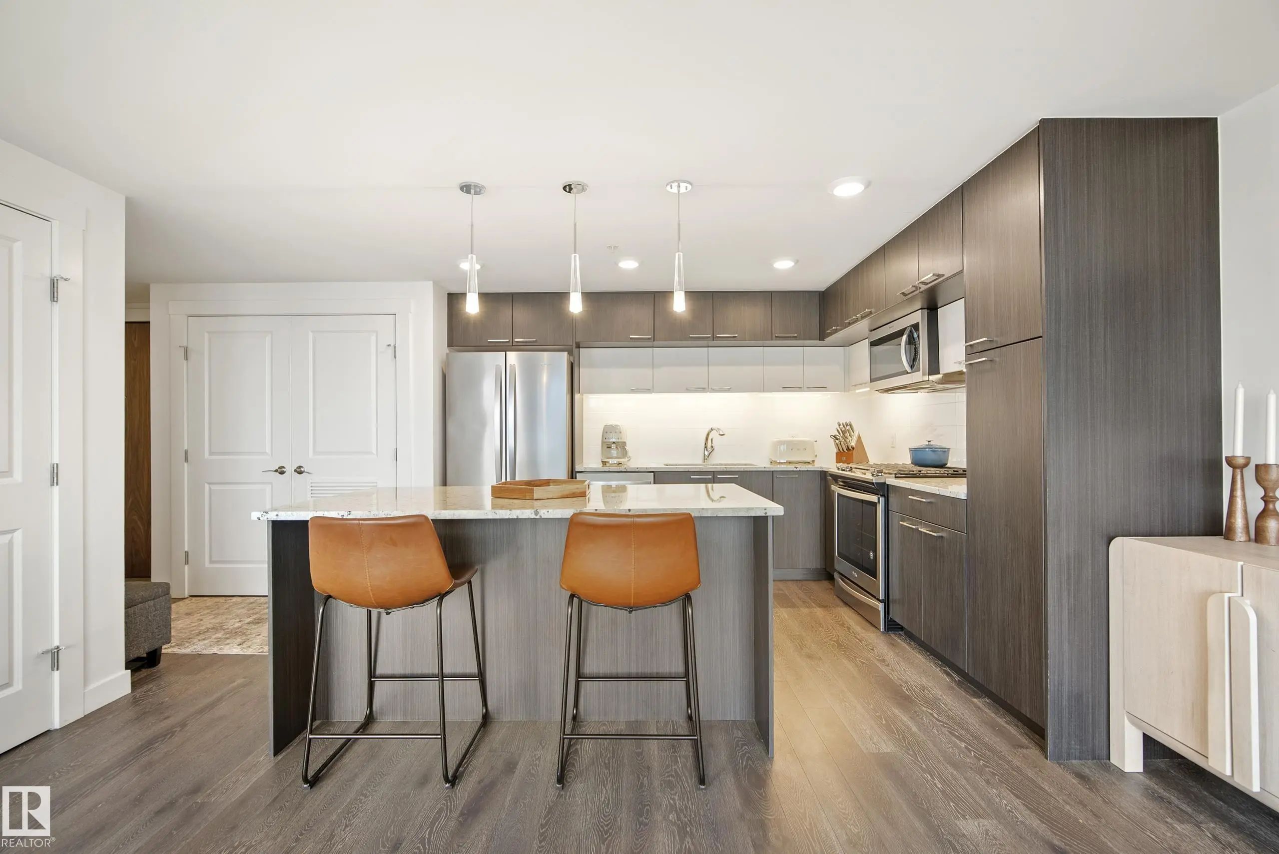 2502 9720 106 Street, Edmonton