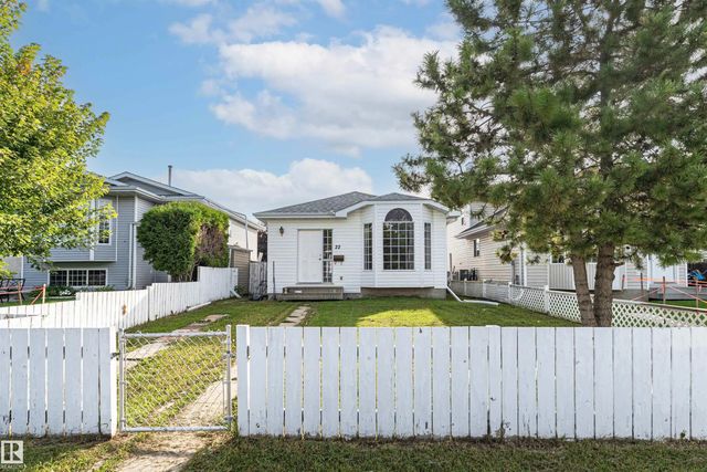 22 Gold Eye Drive, Devon