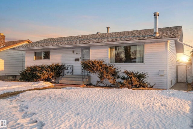9251 69a Street Nw, Edmonton