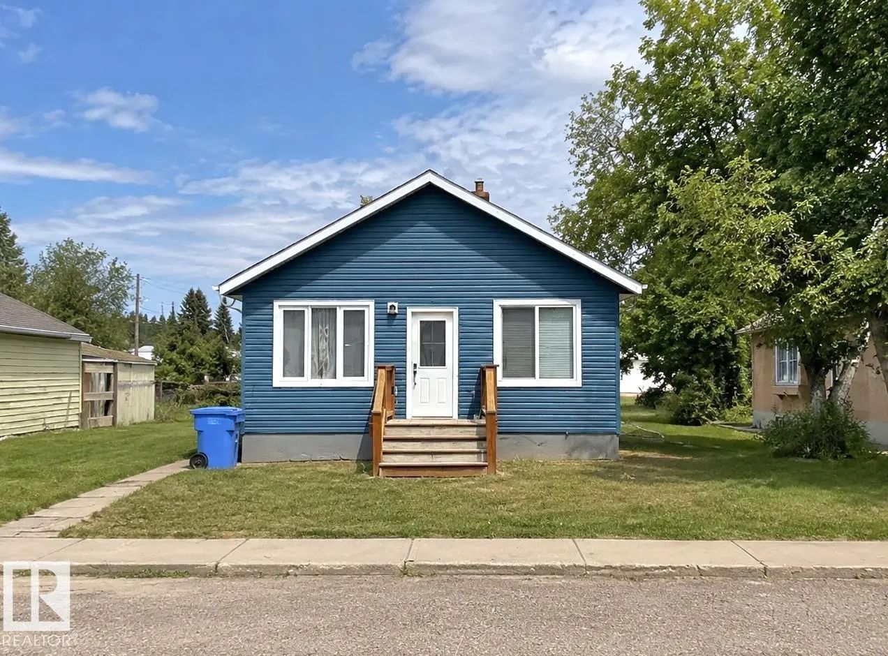 5222 50 Street, Willingdon