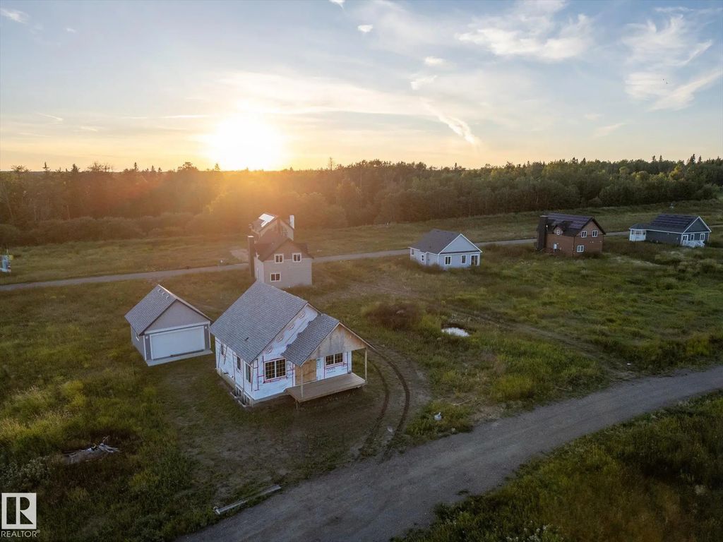49 5323 Township Road 541a, Rural Lac Ste. Anne County