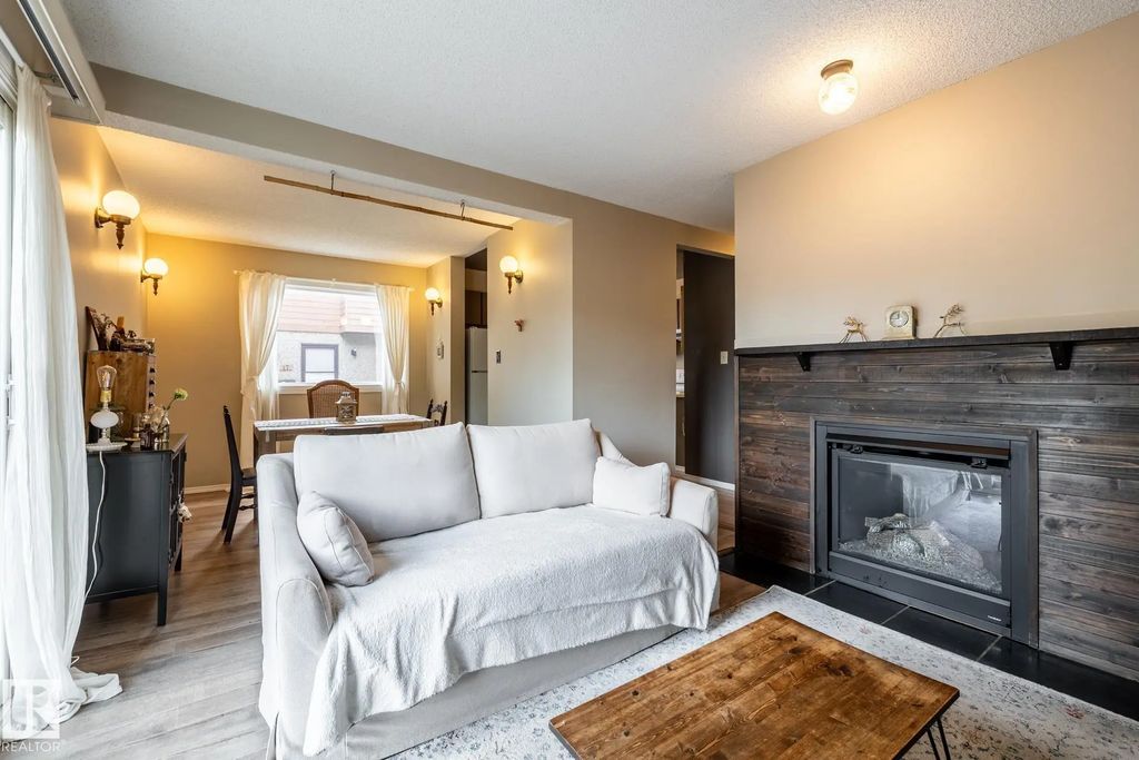 20 3812 20 Avenue, Edmonton