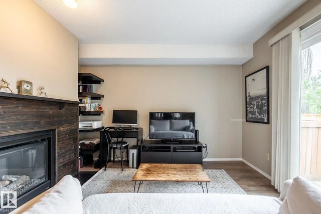 20 3812 20 Avenue Nw, Edmonton
