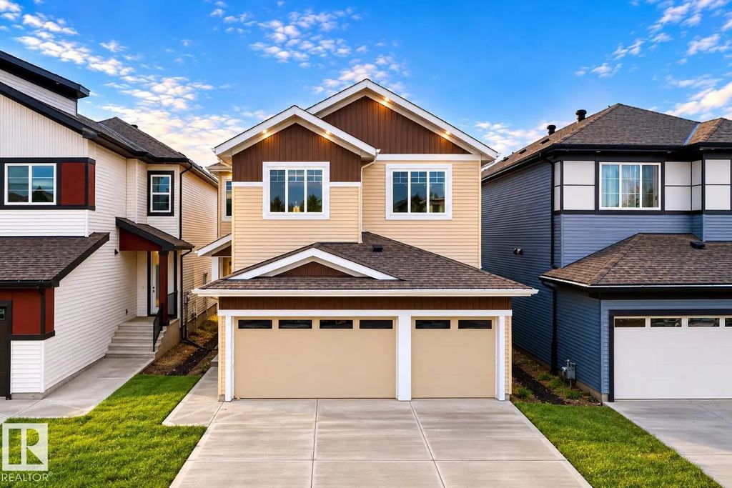 737 Astoria Way, Devon