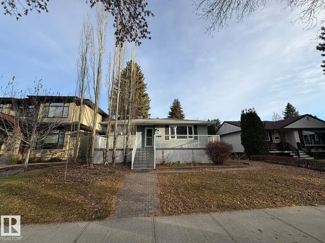 9733 143 Street Nw, Edmonton