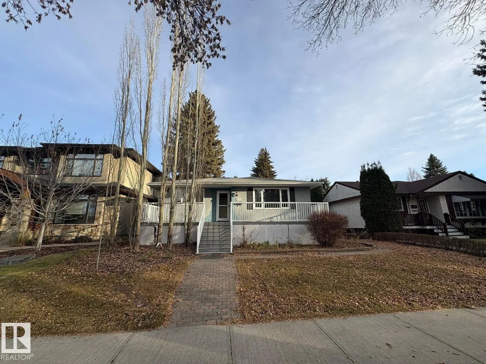 Photo for MLS®# E4504991 - home for sale at 9733 143 Street Northwest, Crestwood, Edmonton AB