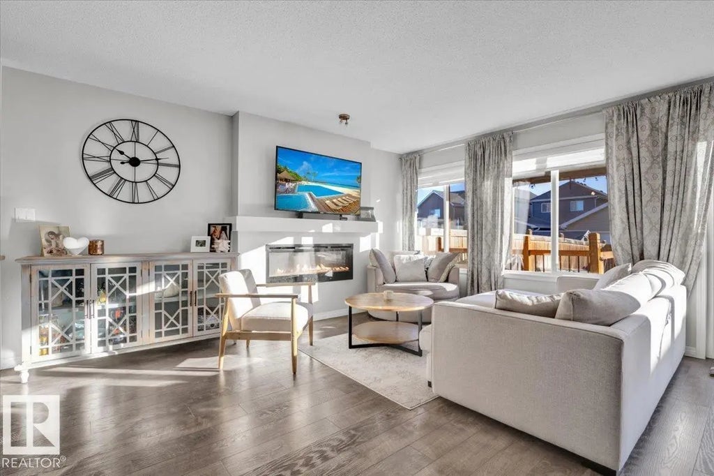 2211 86 Street, Edmonton