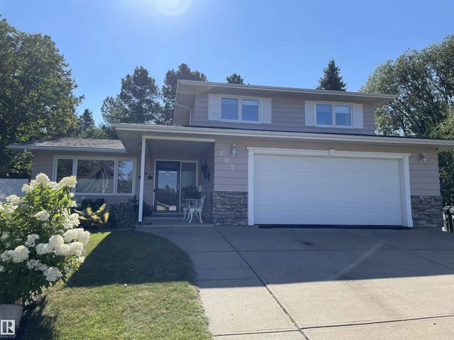 205 Manor Court, Sherwood Park