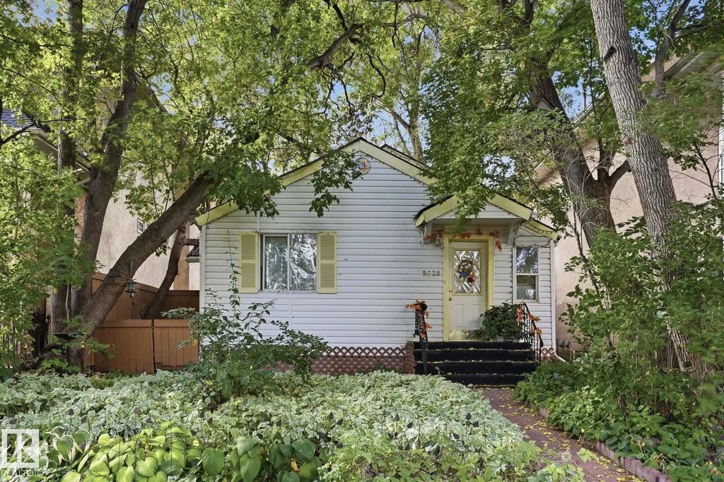 9628 100a Street, Edmonton