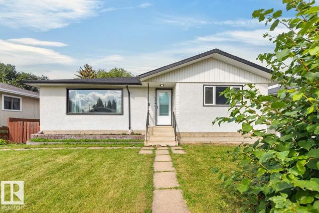 7304 98a Avenue Nw, Edmonton