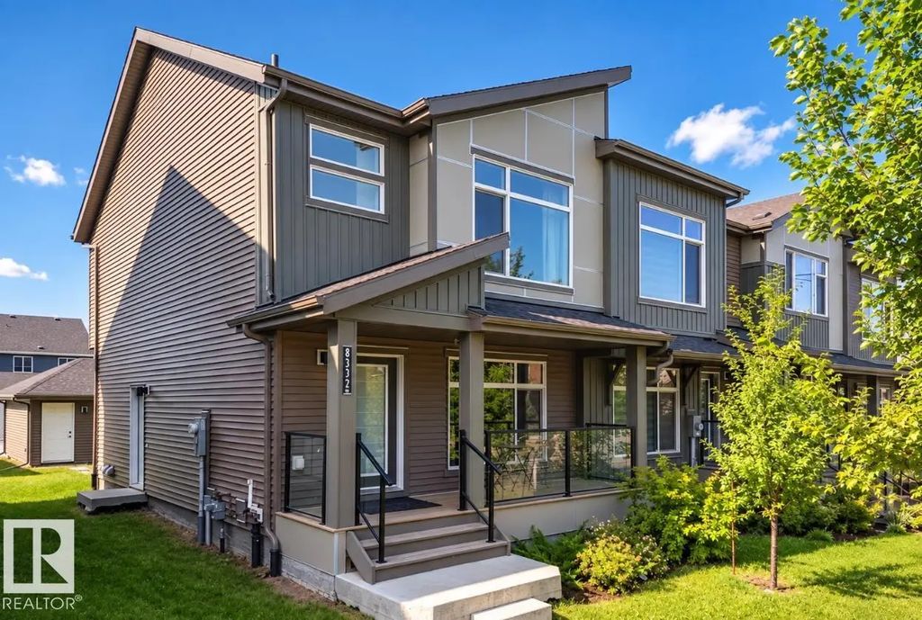 8322 Chappelle Way, Edmonton