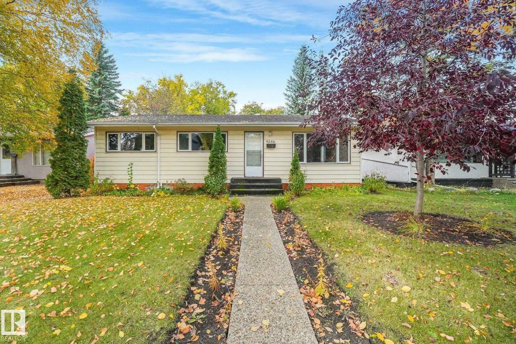 9256 148 Street, Edmonton