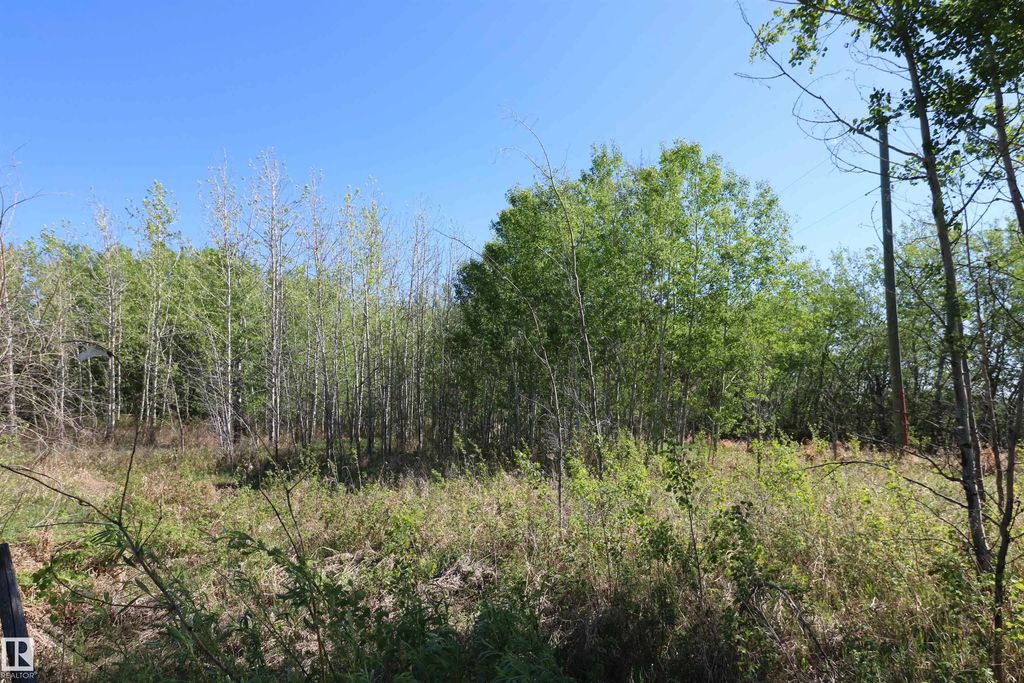 400 54411 Rge Rd 40, Rural Lac Ste. Anne County