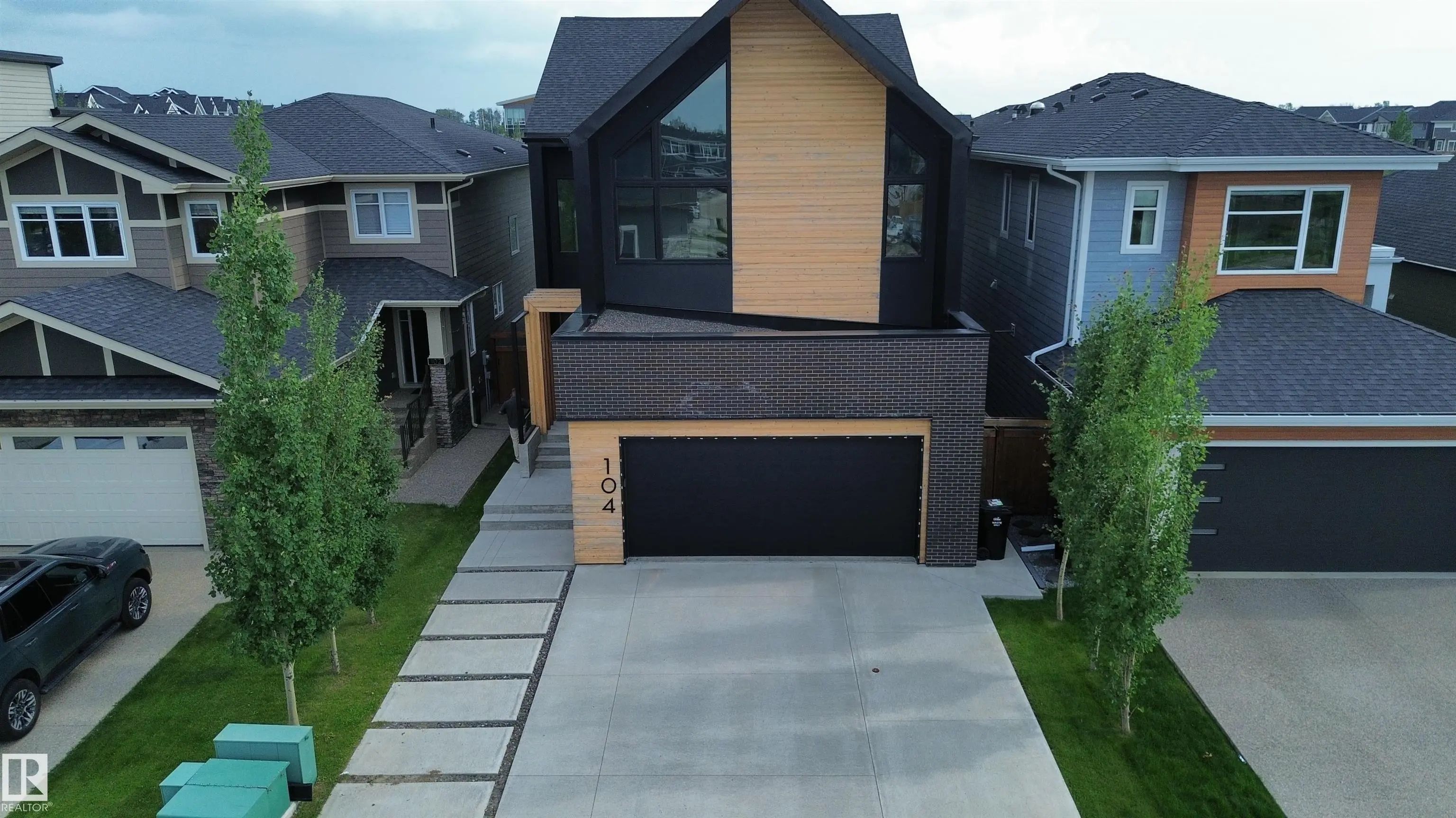 Leduc Single Family Home for Sale 