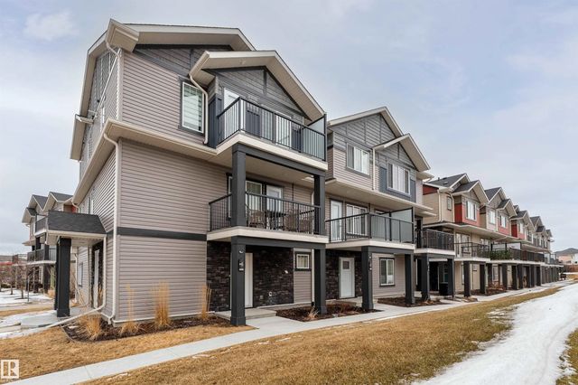 Photo for MLS®# E4510355 - home for sale at 6 12815 Cumber Northwest, Pembina, Edmonton AB