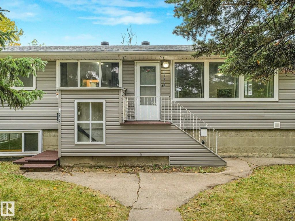 12823 125 Street, Edmonton