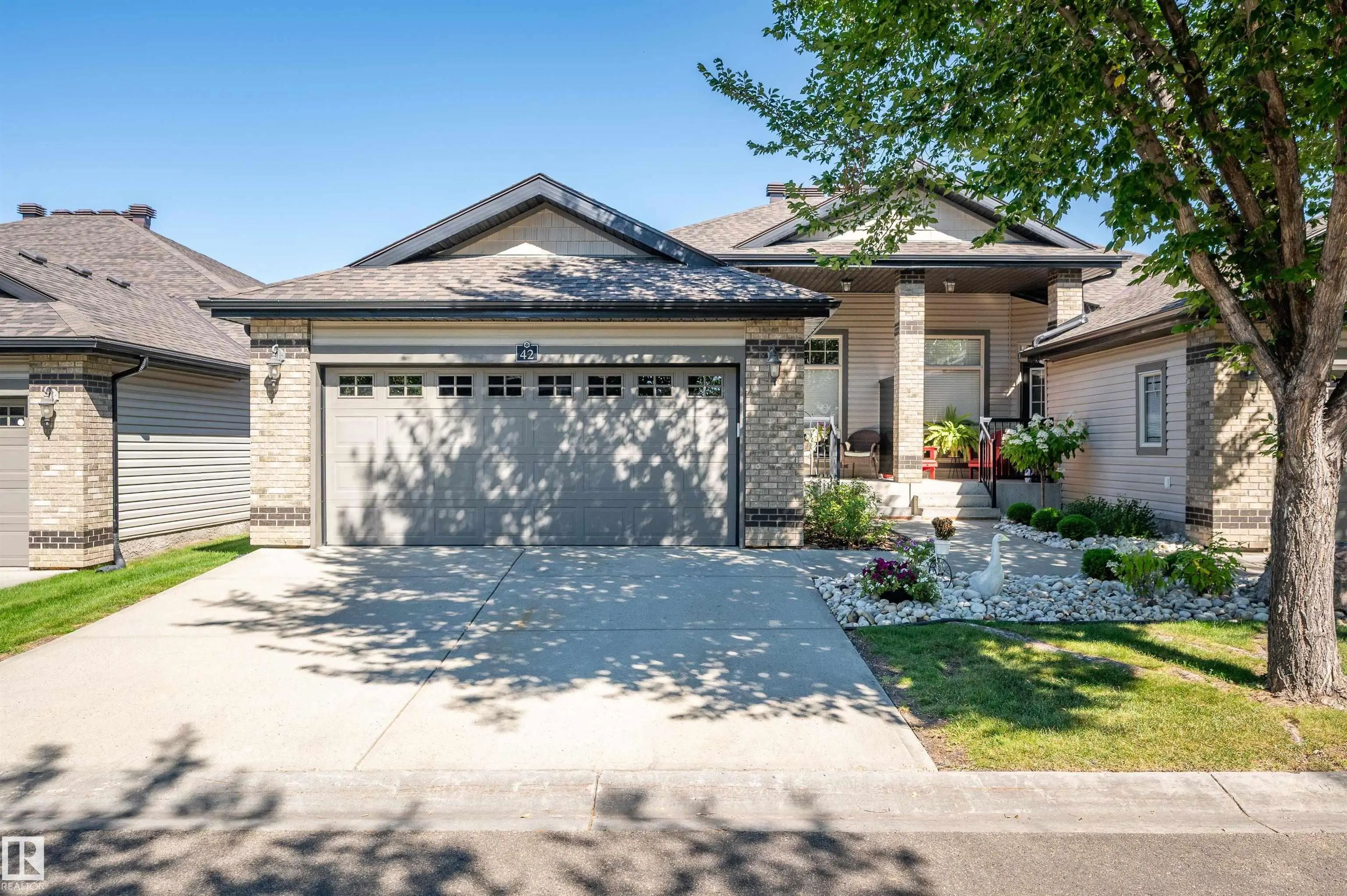 Durham Town Square Real Estate Listing, Sherwood Park, AB T8H 0C6